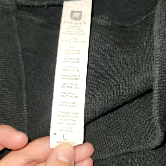 Capris - Picture 2 of 3